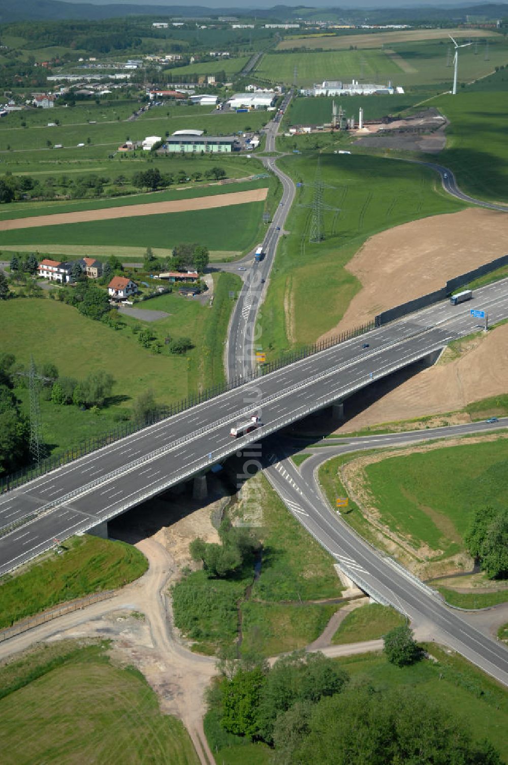 Luftbild Großenlupnitz - Neue A4 - Böbertal- Brücke - new Böbertal - bridge on the motorway course E40 / A4 in thuringia