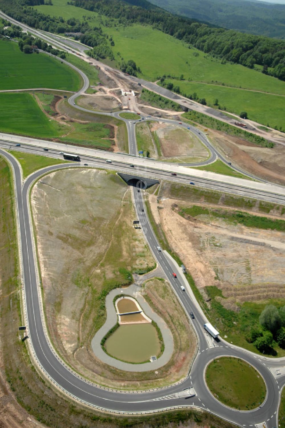 Deubachshof von oben - Neuer A4 -Autobahnverlauf bei Deubachshof - new A4 motorway course E40 / A4 near Deubachshof in thuringia