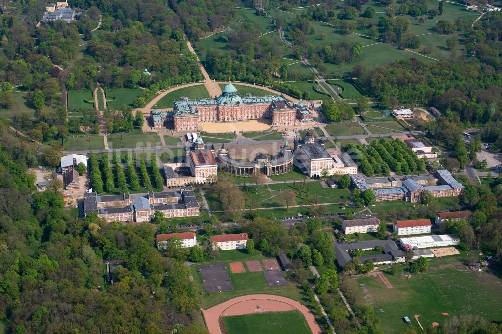 Potsdam von oben - Neues Palais im Ortsteil Westliche Vorstadt in Potsdam im Bundesland Brandenburg, Deutschland