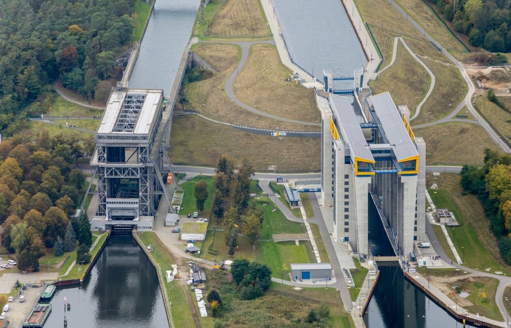 Luftaufnahme Niederfinow - Neues Schiffshebewerk Niederfinow am Finowkanal im Bundesland Brandenburg