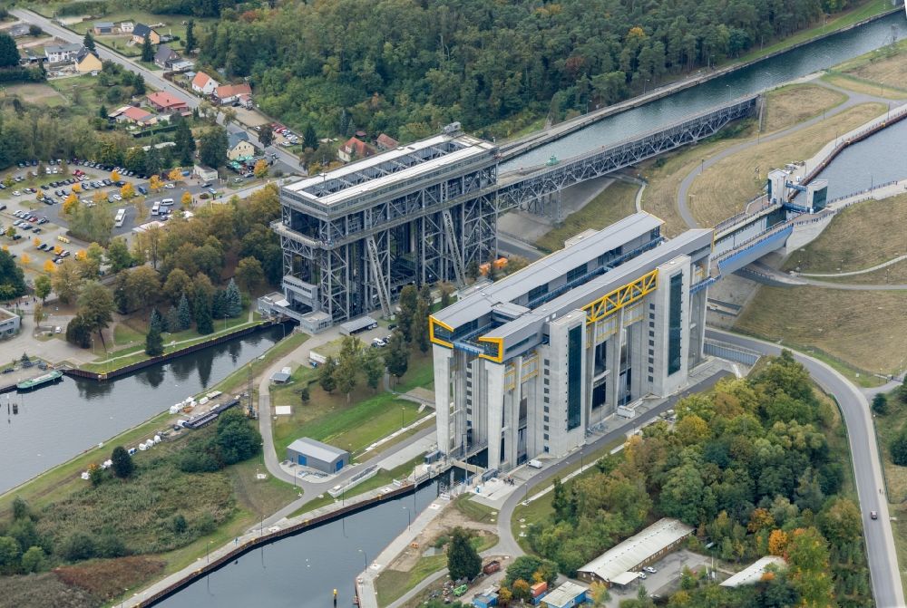 Luftaufnahme Niederfinow - Neues Schiffshebewerk Niederfinow am Finowkanal im Bundesland Brandenburg