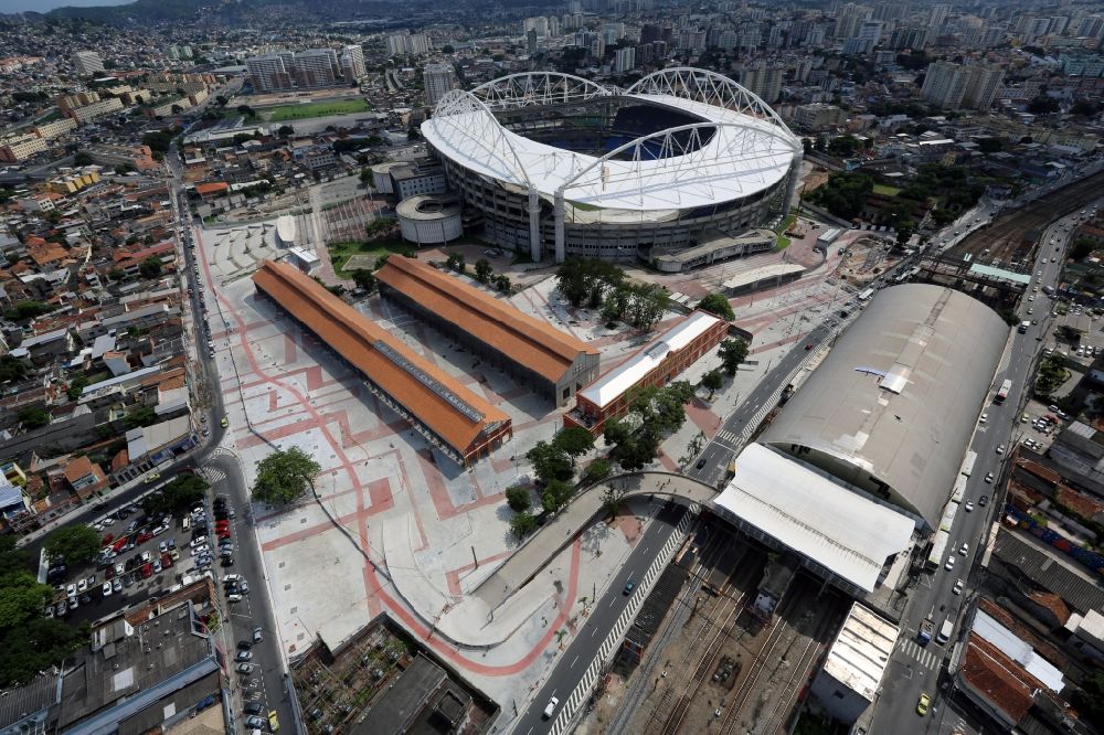 Rio de Janeiro aus der Vogelperspektive: Neugestaltung des Umfeldes am Stadion Estadio Olimpico Joao Havelange - Nilton Santos Stadium in Rio de Janeiro in Brasilien