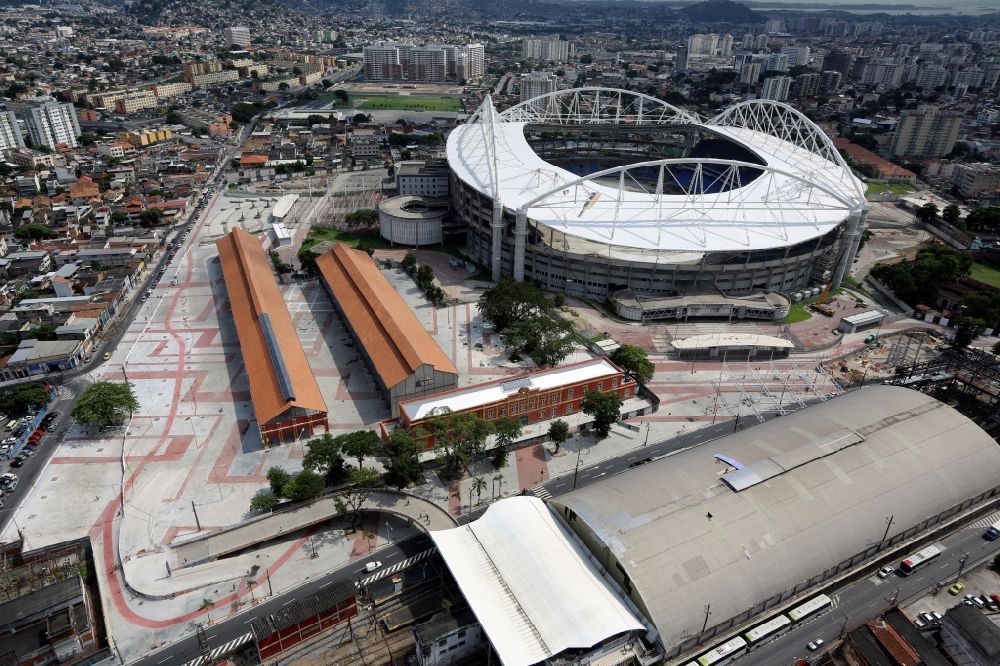 Luftaufnahme Rio de Janeiro - Neugestaltung des Umfeldes am Stadion Estadio Olimpico Joao Havelange - Nilton Santos Stadium in Rio de Janeiro in Brasilien