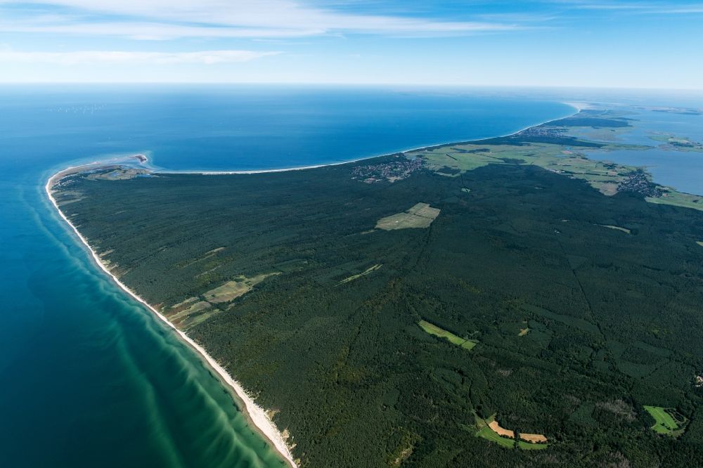 Luftbild Born am Darß - Nordspitze Darßer Ort bei Born auf der Halbinsel Zingst im Bundesland Mecklenburg-Vorpommern