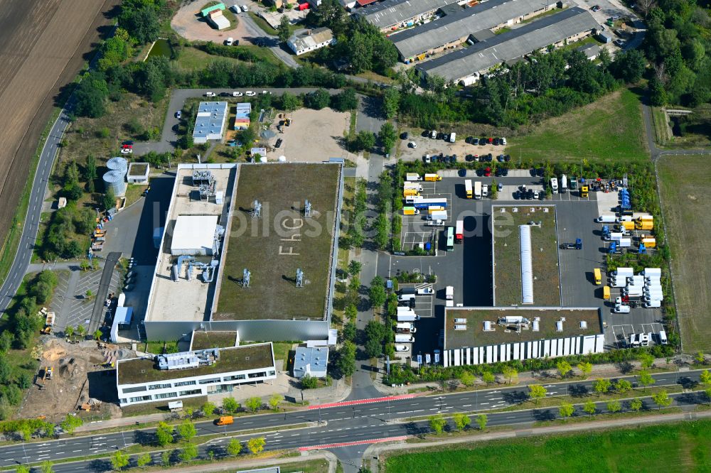 Dresden von oben - Nutzfahrzeug- und Spezialfahrzeughandel Iveco Dresden im Ortsteil Hellerau in Dresden im Bundesland Sachsen, Deutschland