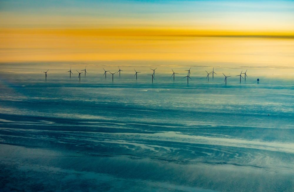 Wangerooge von oben - Offshore-Windpark Nordergründe auf der Nordsee in Wangerooge im Bundesland Niedersachsen, Deutschland
