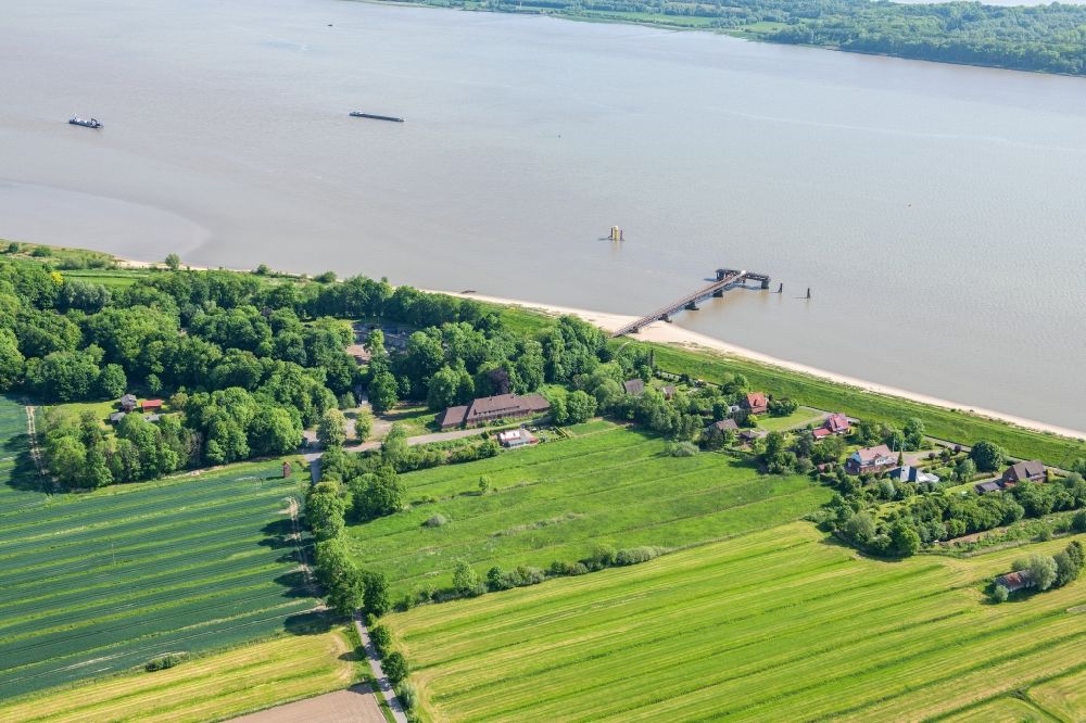 Luftaufnahme Bützfleth - Ortsansicht Abbenfleth an der Elbe in Bützfleth im Bundesland Niedersachsen, Deutschland
