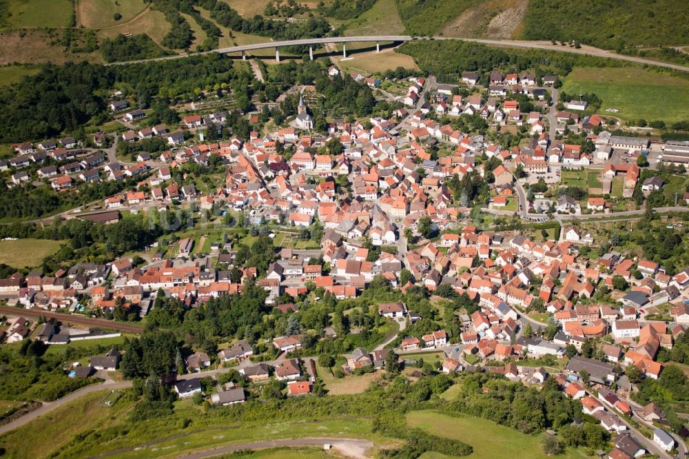 Alsenz von oben - Ortsansicht in Alsenz vor der B48 im Bundesland Rheinland-Pfalz