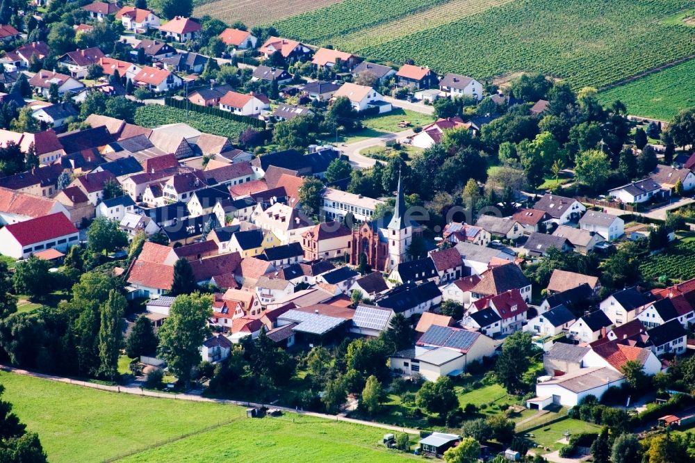 Altdorf aus der Vogelperspektive: Ortsansicht in Altdorf im Bundesland Rheinland-Pfalz