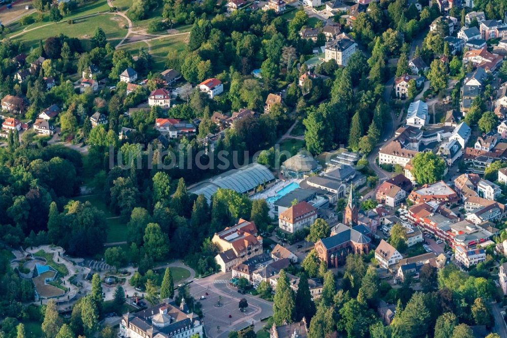 Badenweiler aus der Vogelperspektive: Ortsansicht in Badenweiler im Bundesland Baden-Württemberg, Deutschland