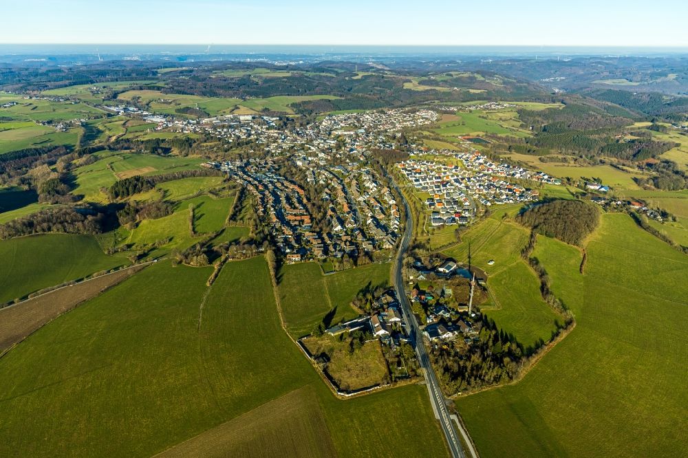 Breckerfeld von oben - Ortsansicht in Breckerfeld im Bundesland Nordrhein-Westfalen, Deutschland