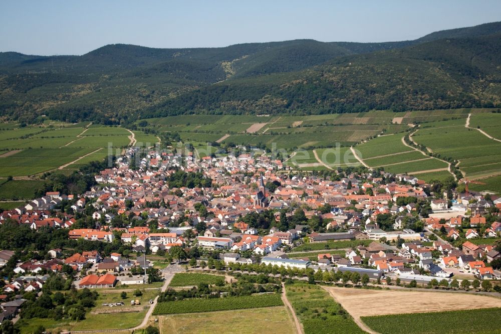 Deidesheim von oben - Ortsansicht in Deidesheim im Bundesland Rheinland-Pfalz