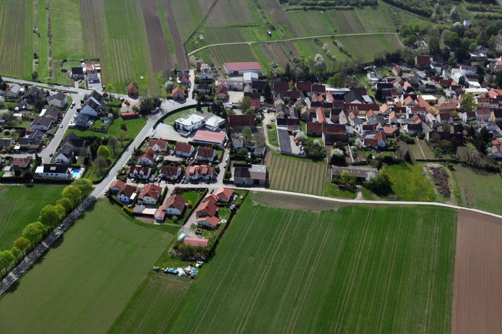Dittelsheim-Heßloch aus der Vogelperspektive: Ortsansicht von Dittelsheim-Heßloch ist eine Ortsgemeinde im Landkreis Alzey-Worms in Rheinland-Pfalz