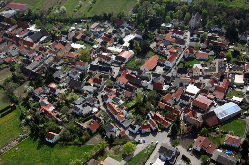 Luftbild Dittelsheim-Heßloch - Ortsansicht von Dittelsheim-Heßloch ist eine Ortsgemeinde im Landkreis Alzey-Worms in Rheinland-Pfalz
