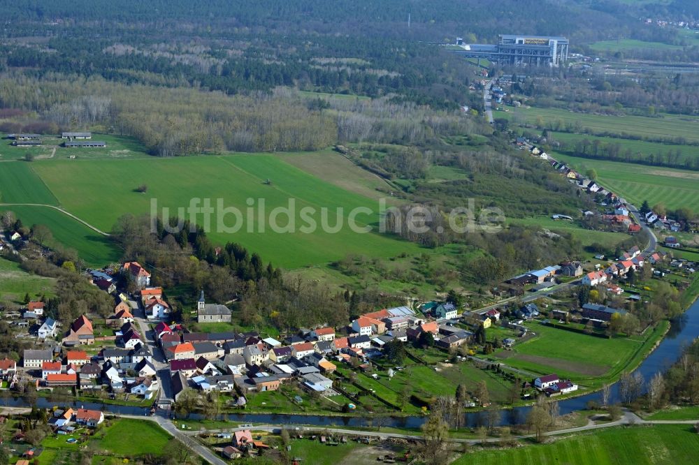Luftaufnahme Niederfinow - Ortsansicht des Dorfes Niederfinow am Fluss Alte Finow im Bundesland Brandenburg