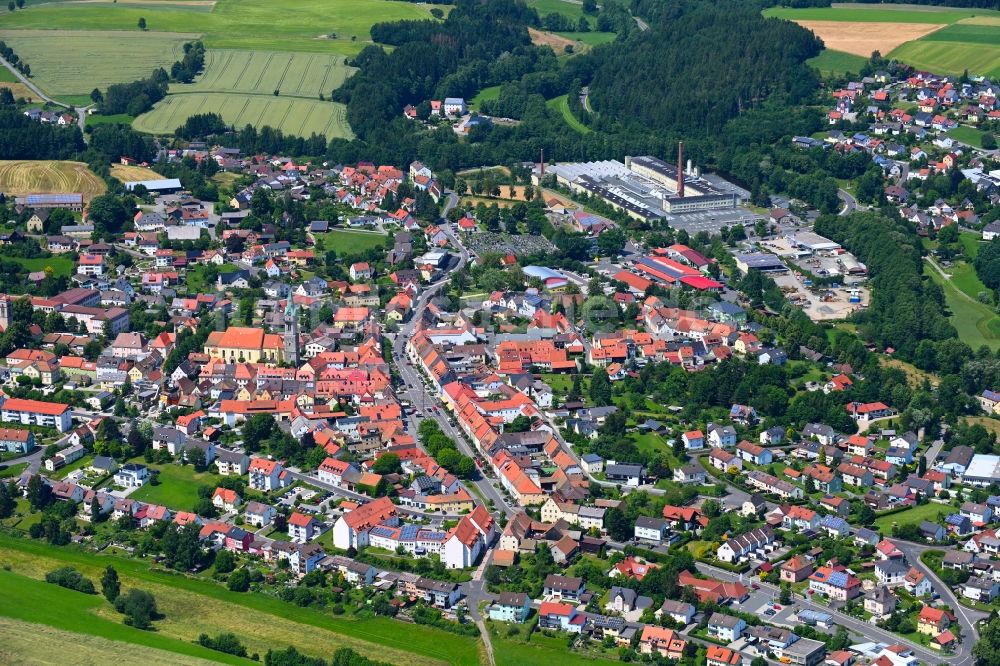 Luftbild Erbendorf - Ortsansicht in Erbendorf im Bundesland Bayern, Deutschland