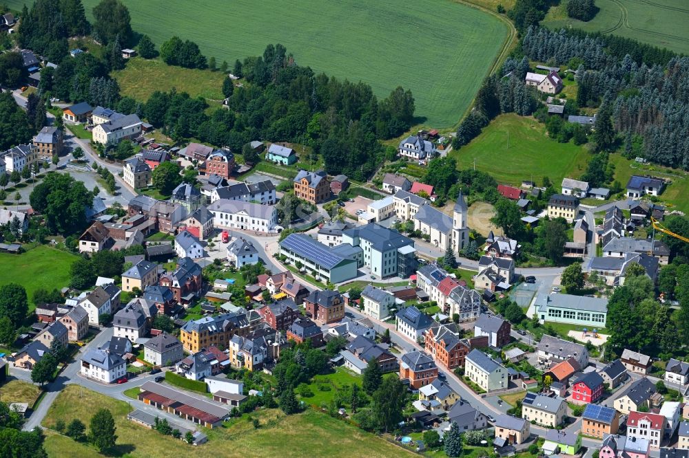 Luftaufnahme Erlbach - Ortsansicht in Erlbach im Bundesland Sachsen, Deutschland