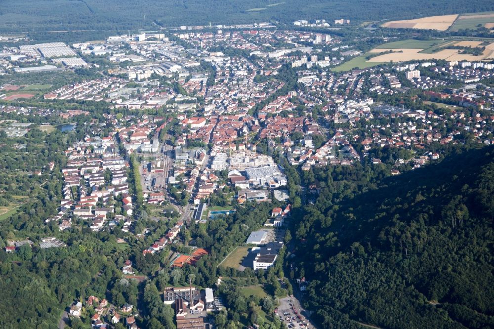 Luftbild Ettlingen - Ortsansicht in Ettlingen im Bundesland Baden-Württemberg