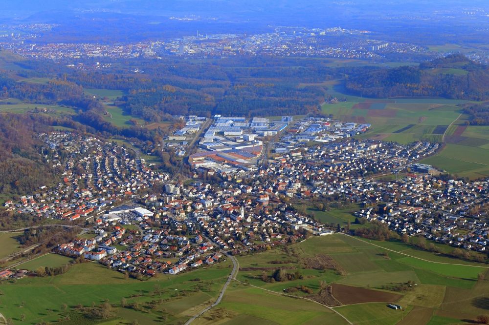 Luftaufnahme Gottmadingen - Ortsansicht in Gottmadingen in der Hegau Landschaft im Bundesland Baden-Württemberg, Deutschland