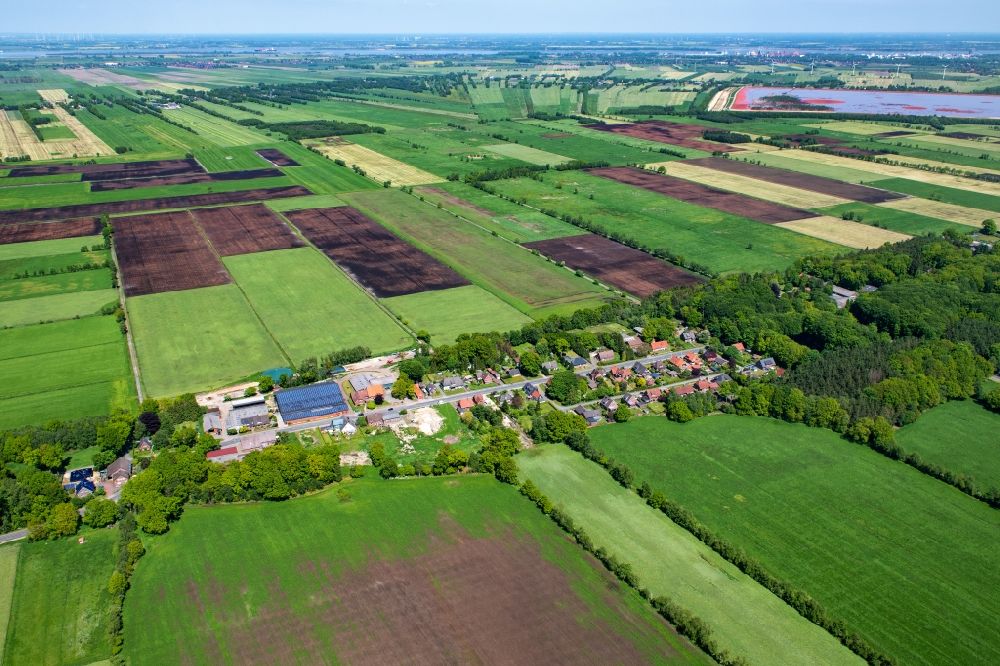 Hammah von oben - Ortsansicht Groß Sterneberg am Rande von landwirtschaftlichen Feldern in Hammah im Bundesland Niedersachsen, Deutschland