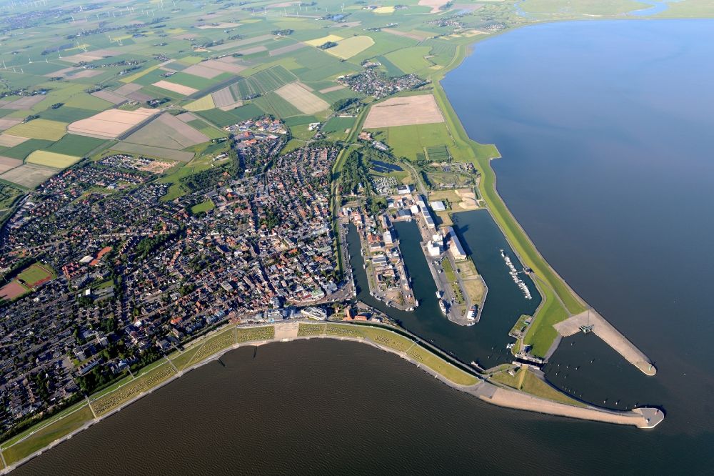 Büsum von oben - Ortsansicht mit Hafen in Büsum im Bundesland Schleswig-Holstein