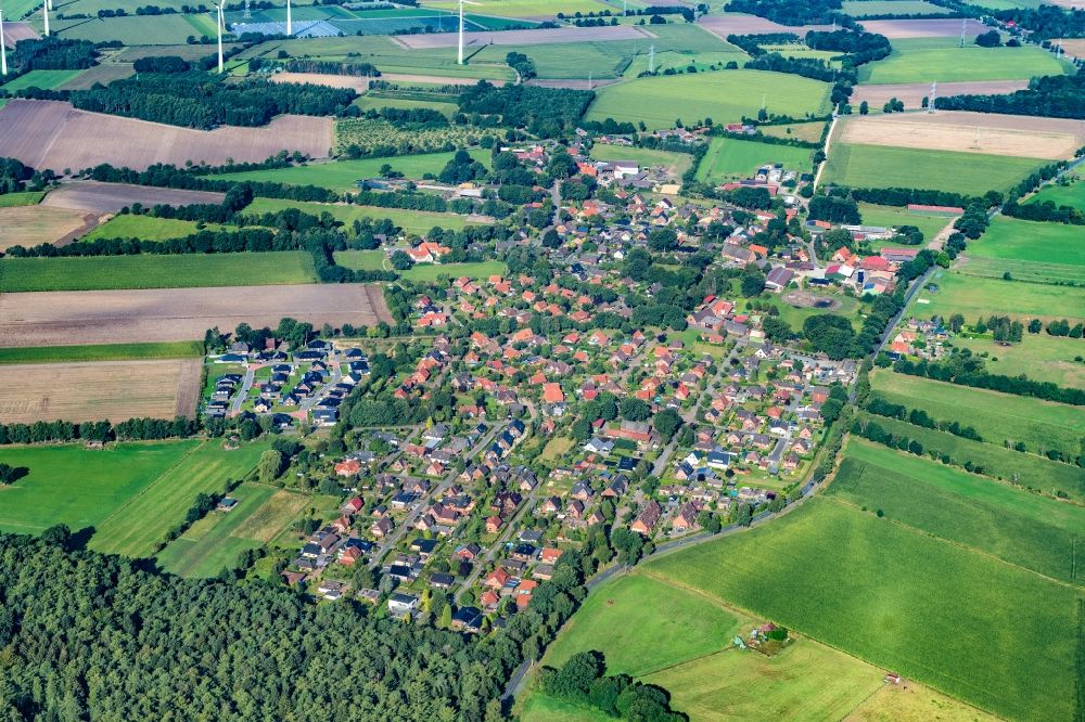 Helmste von oben - Ortsansicht von Helmste der Gemeinde Deinste im Bundesland Niedersachsen, Deutschland