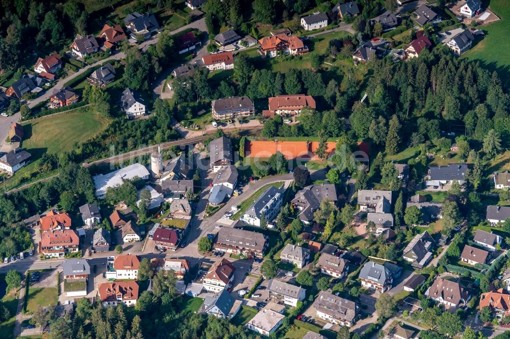 Luftbild Hinterzarten - Ortsansicht in Hinterzarten im Bundesland Baden-Württemberg, Deutschland