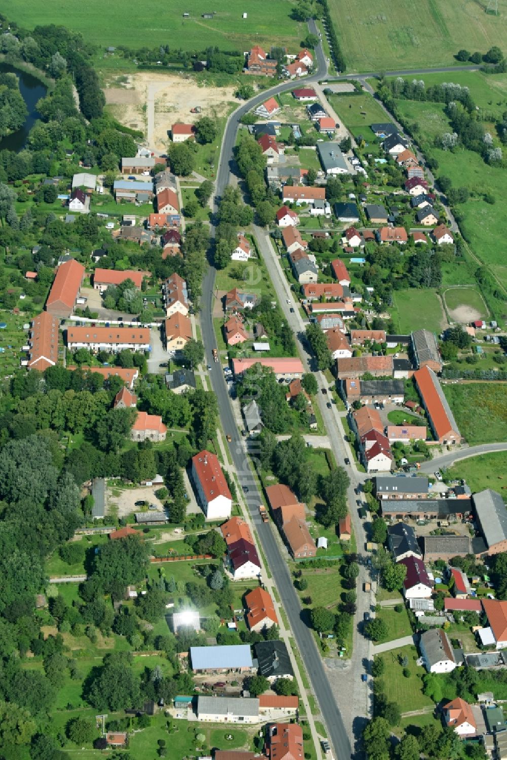 Luftbild Hönow - Ortsansicht in Hönow im Bundesland Brandenburg, Deutschland