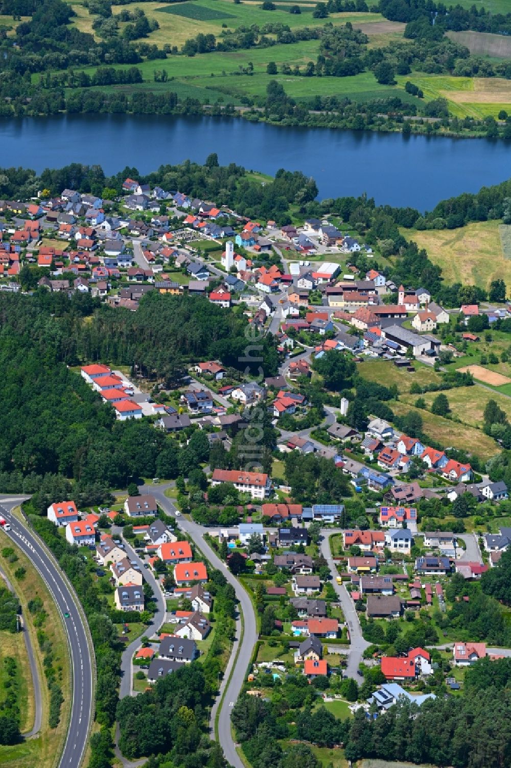 Hütten von oben - Ortsansicht in Hütten im Bundesland Bayern, Deutschland