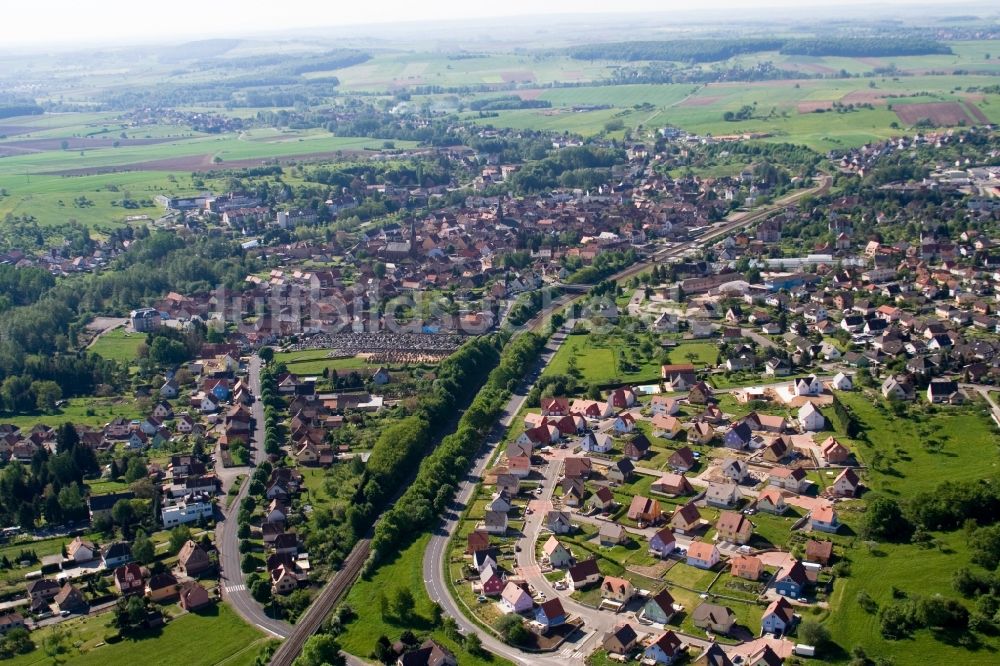 Luftaufnahme Ingwiller - Ortsansicht in Ingwiller in Grand Est, Frankreich