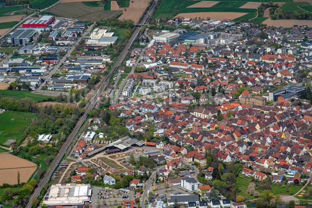 Luftaufnahme Kenzingen - Ortsansicht in Kenzingen im Bundesland Baden-Württemberg, Deutschland