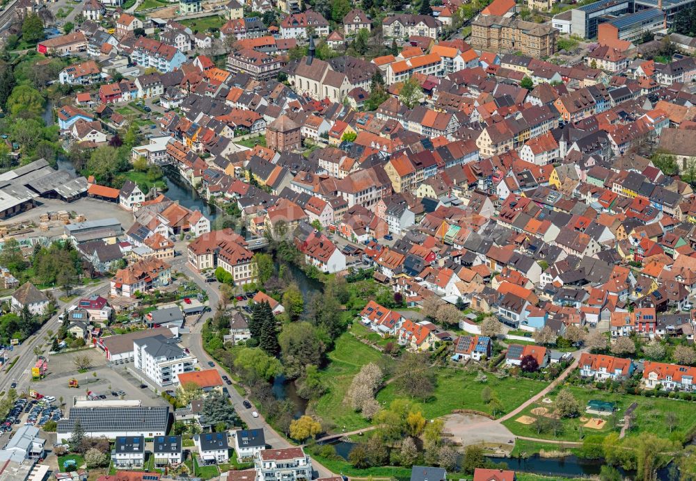 Luftbild Kenzingen - Ortsansicht in Kenzingen im Bundesland Baden-Württemberg, Deutschland
