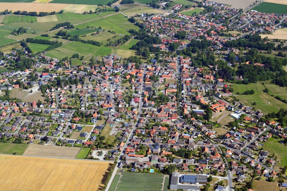 Luftaufnahme Knesebeck - Ortsansicht in Knesebeck im Bundesland Niedersachsen, Deutschland