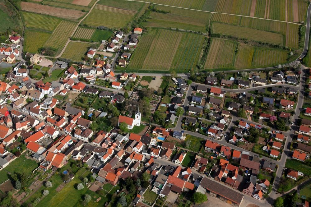 Luftbild Monsheim OT Kriegsheim - Ortsansicht von Kriegsheim, einem Ortsteil von Monsheim im Bundesland Rheinland-Pfalz