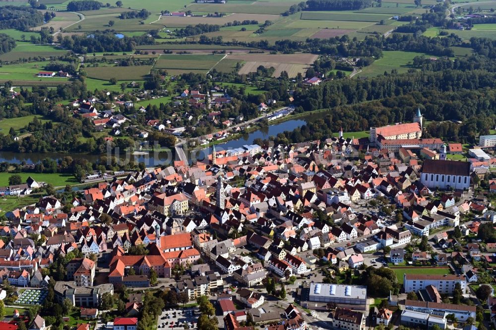 Lauingen aus der Vogelperspektive: Ortsansicht in Lauingen im Bundesland Bayern, Deutschland