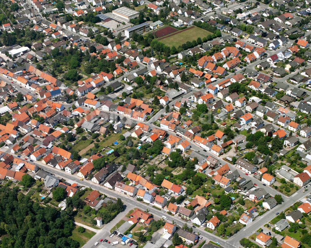 Liedolsheim von oben - Ortsansicht in Liedolsheim im Bundesland Baden-Württemberg, Deutschland