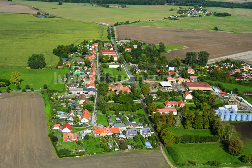 Luftbild Lindetal - Ortsansicht in Lindetal im Bundesland Mecklenburg-Vorpommern, Deutschland