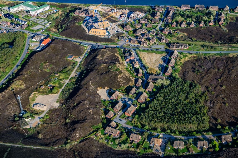 Luftbild List - Ortsansicht an der Meeres-Küste in List auf der Insel Sylt im Bundesland Schleswig-Holstein, Deutschland