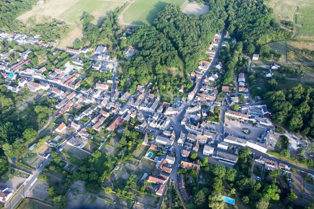 Luftaufnahme Mosnes - Ortsansicht in Mosnes in Centre-Val de Loire, Frankreich