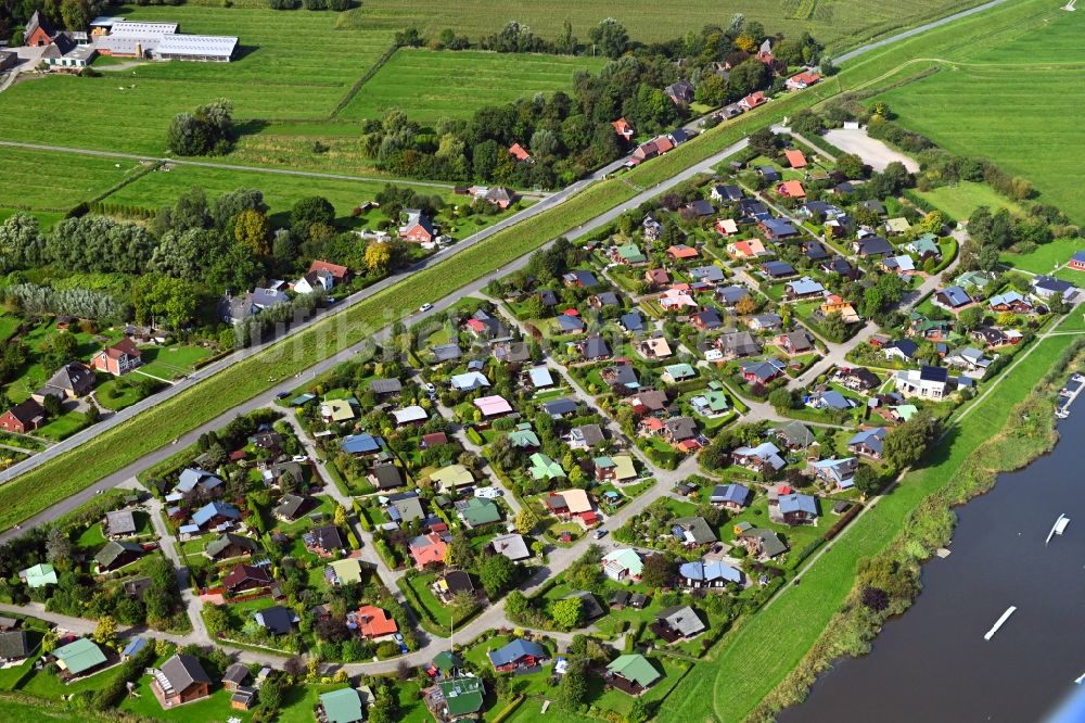 Luftaufnahme Neuhäuserdeich - Ortsansicht in Neuhäuserdeich im Bundesland Niedersachsen, Deutschland