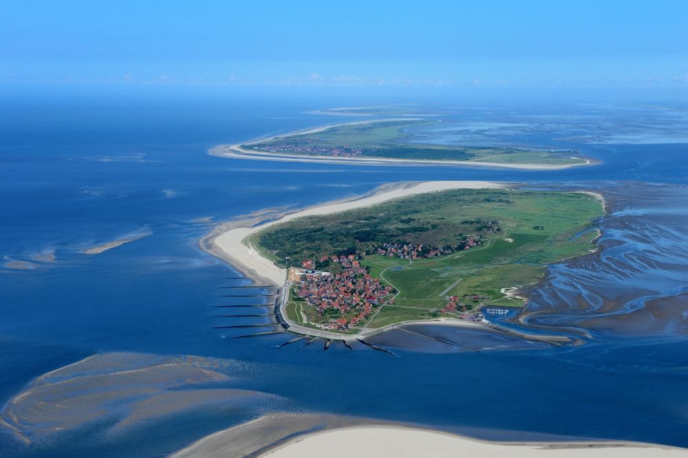 Luftbild Baltrum - Ortsansicht der Nordsee- Insel Baltrum im Bundesland Niedersachsen