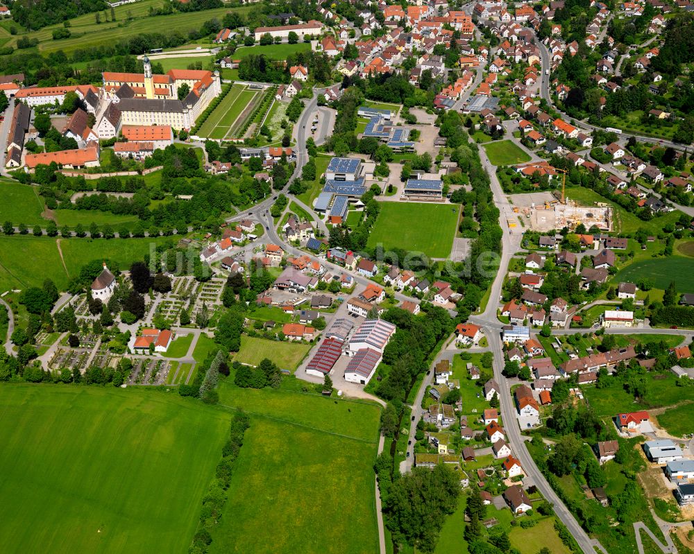 Ochsenhausen von oben - Ortsansicht in Ochsenhausen im Bundesland Baden-Württemberg, Deutschland