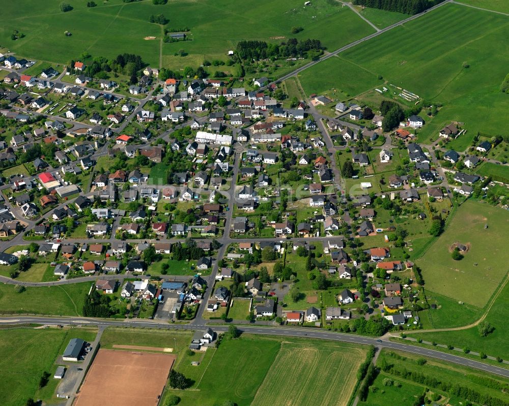 Luftaufnahme Hellenhahn-Schellenberg - Ortsansicht der Ortsgemeinde Hellenhahn-Schellenberg im Bundesland Rheinland-Pfalz