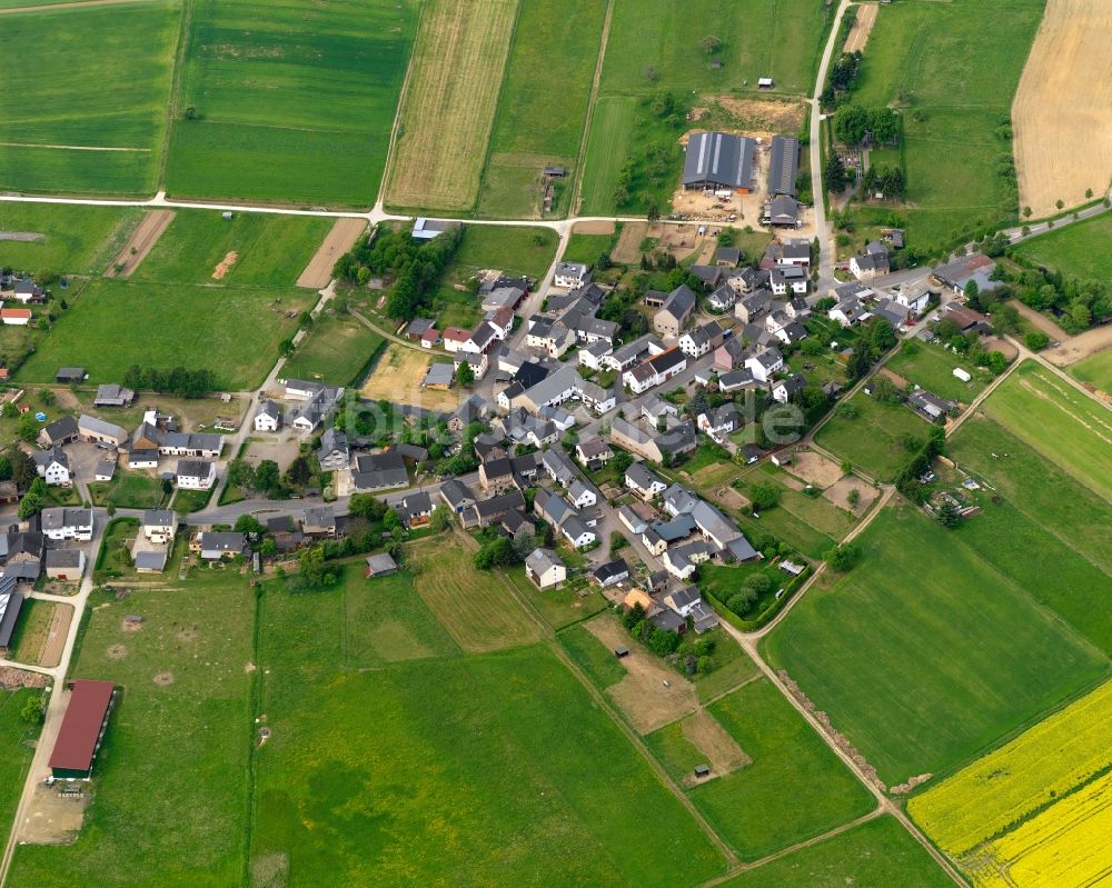 Luftbild Kasdorf - Ortsansicht der Ortsgemeinde Kasdorf im Bundesland Rheinland-Pfalz
