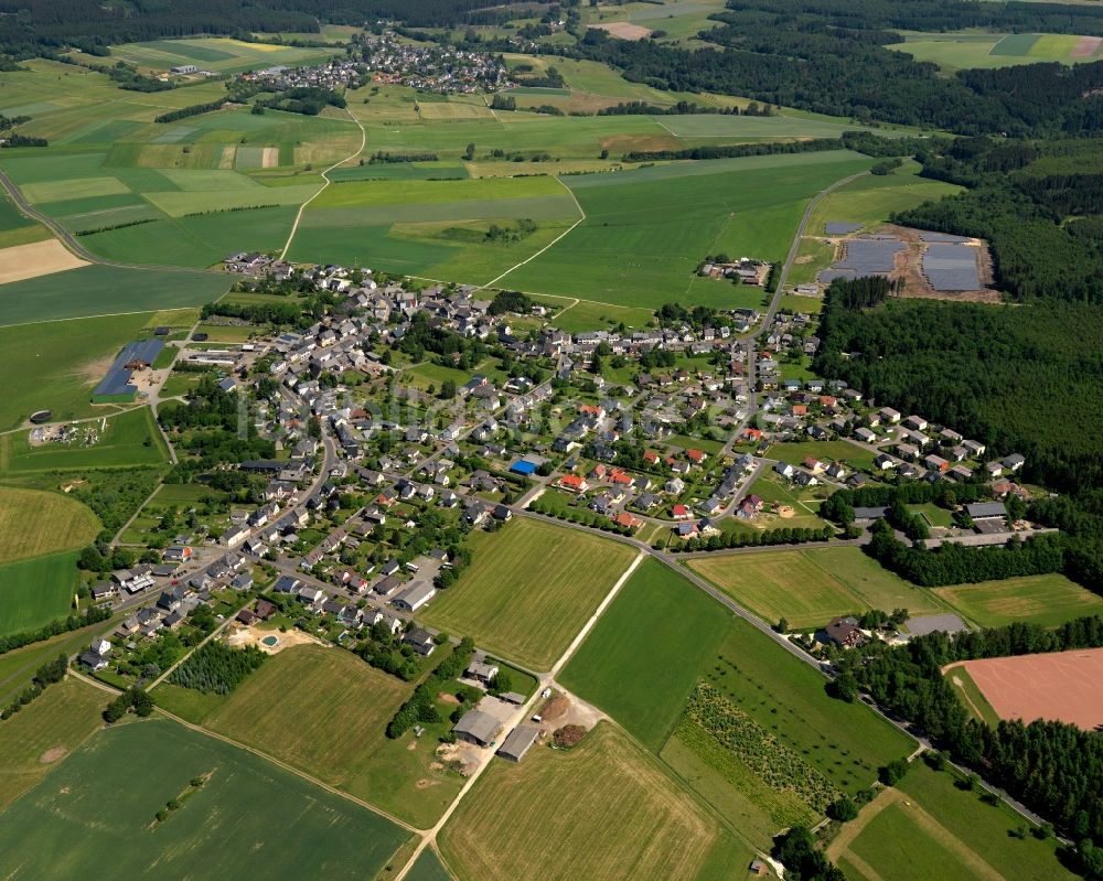 Kempfeld von oben - Ortsansicht der Ortsgemeinde Kempfeld im Bundesland Rheinland-Pfalz