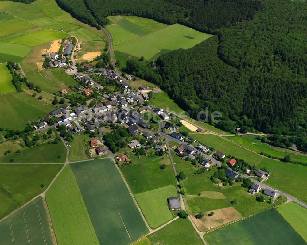 Luftaufnahme Oberhosenbach - Ortsansicht der Ortsgemeinde Oberhosenbach im Bundesland Rheinland-Pfalz