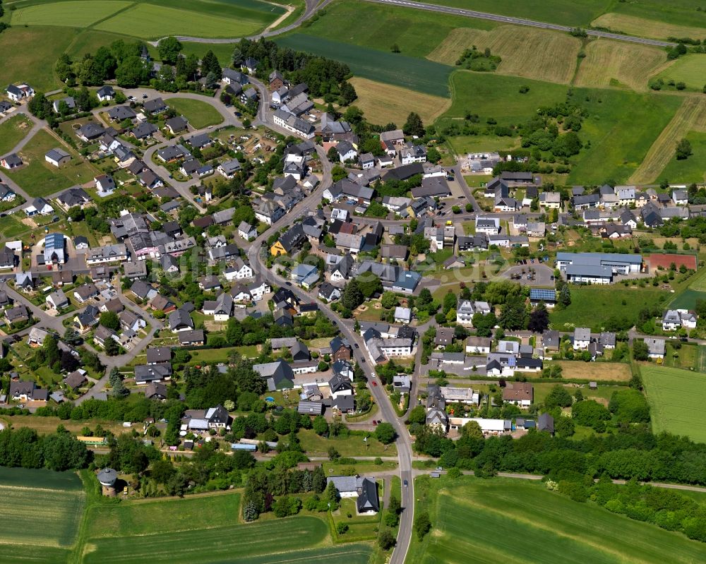 Luftaufnahme Pfalzfeld - Ortsansicht der Ortsgemeinde Pfalzfeld im Bundesland Rheinland-Pfalz