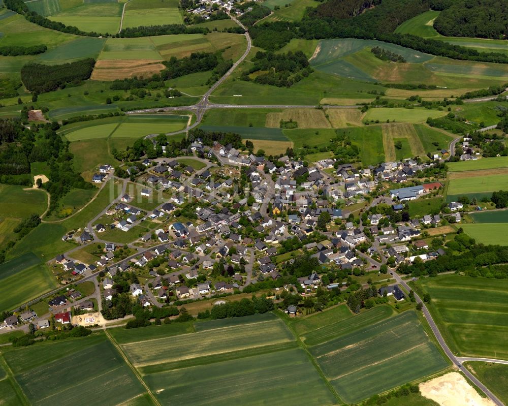 Pfalzfeld aus der Vogelperspektive: Ortsansicht der Ortsgemeinde Pfalzfeld im Bundesland Rheinland-Pfalz