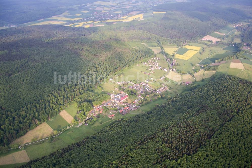 Luftbild Bodenfelde - Ortsansicht im Ortsteil Amelith in Bodenfelde im Bundesland Niedersachsen