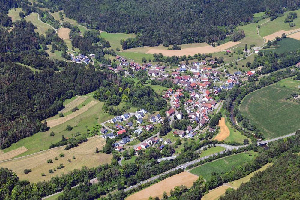 Luftaufnahme Stühlingen - Ortsansicht vom Ortsteil Eberfingen in Stühlingen im Bundesland Baden-Württemberg, Deutschland